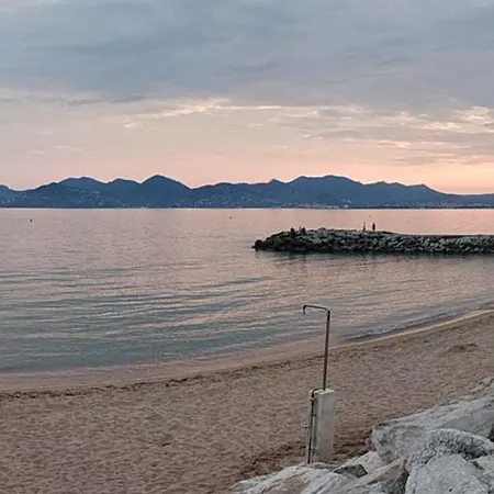 Apartament Beau Meuble 3 Pieces 60 M² Le Suquet *